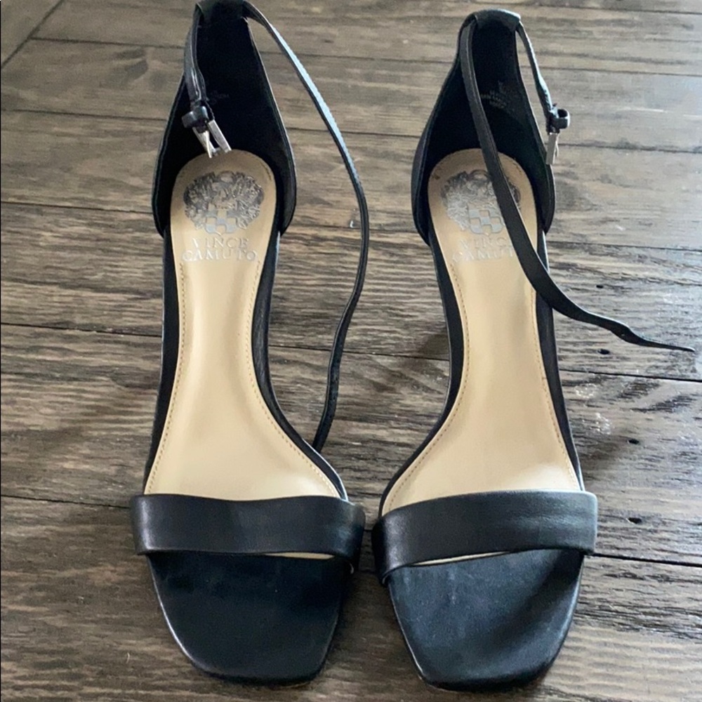 Used vince camuto black strap heels